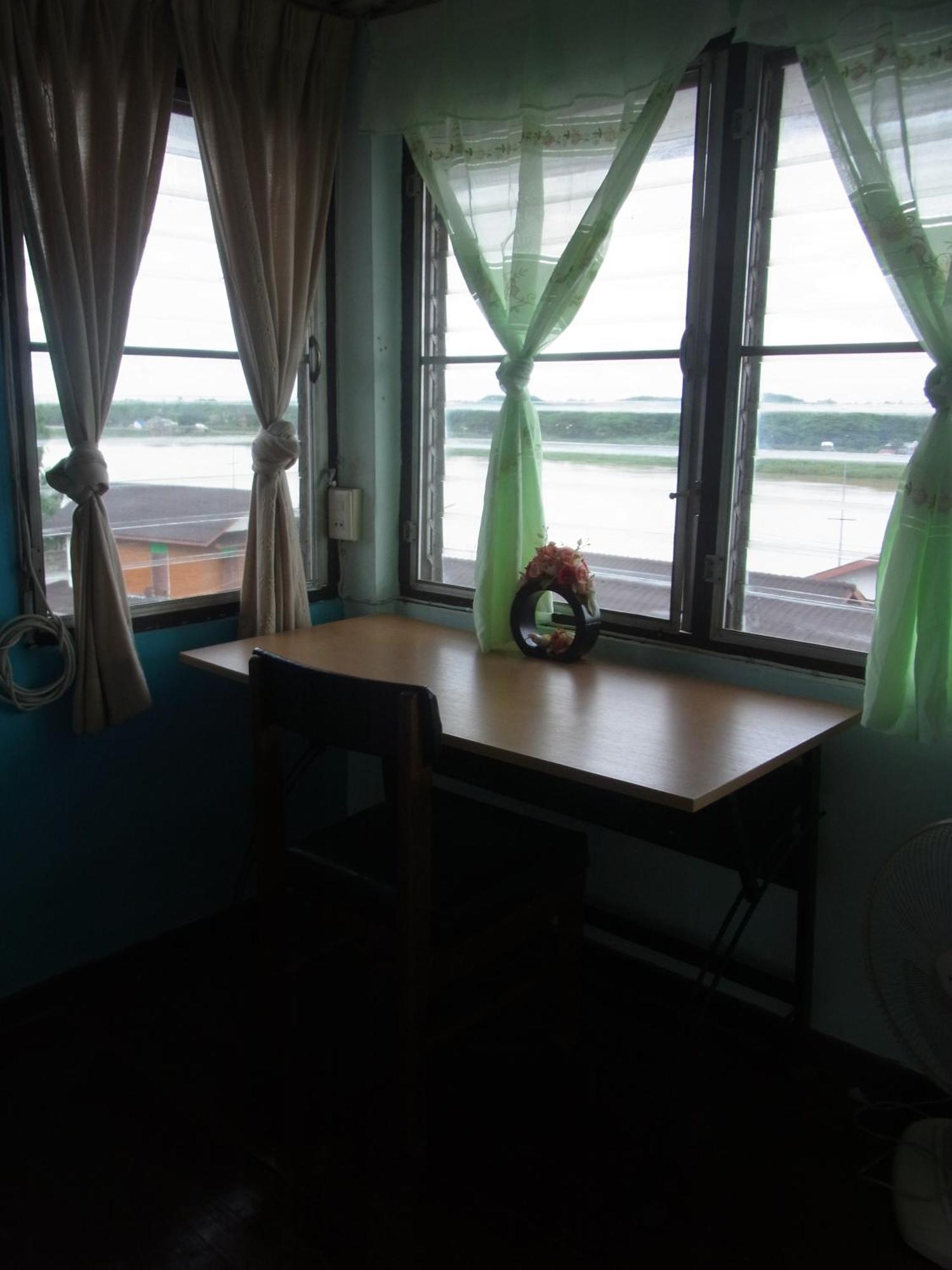 28 Rachabutr Hostel Ubon Ratchathani Camera foto