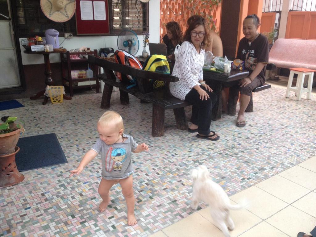 28 Rachabutr Hostel Ubon Ratchathani Esterno foto