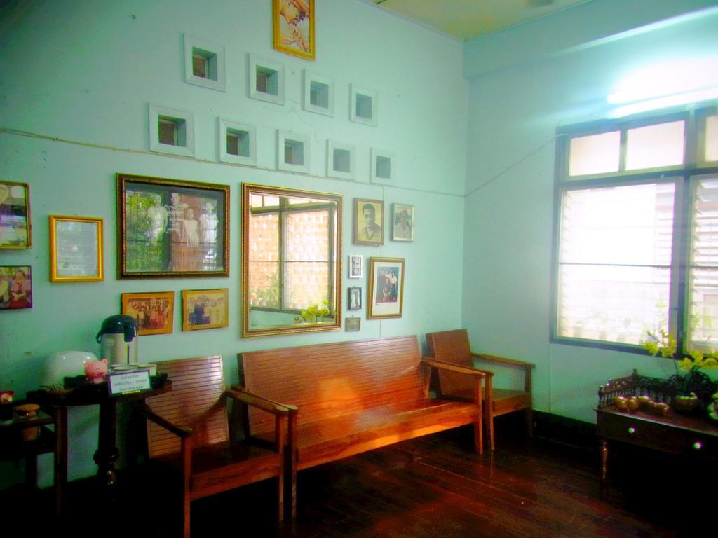 28 Rachabutr Hostel Ubon Ratchathani Esterno foto