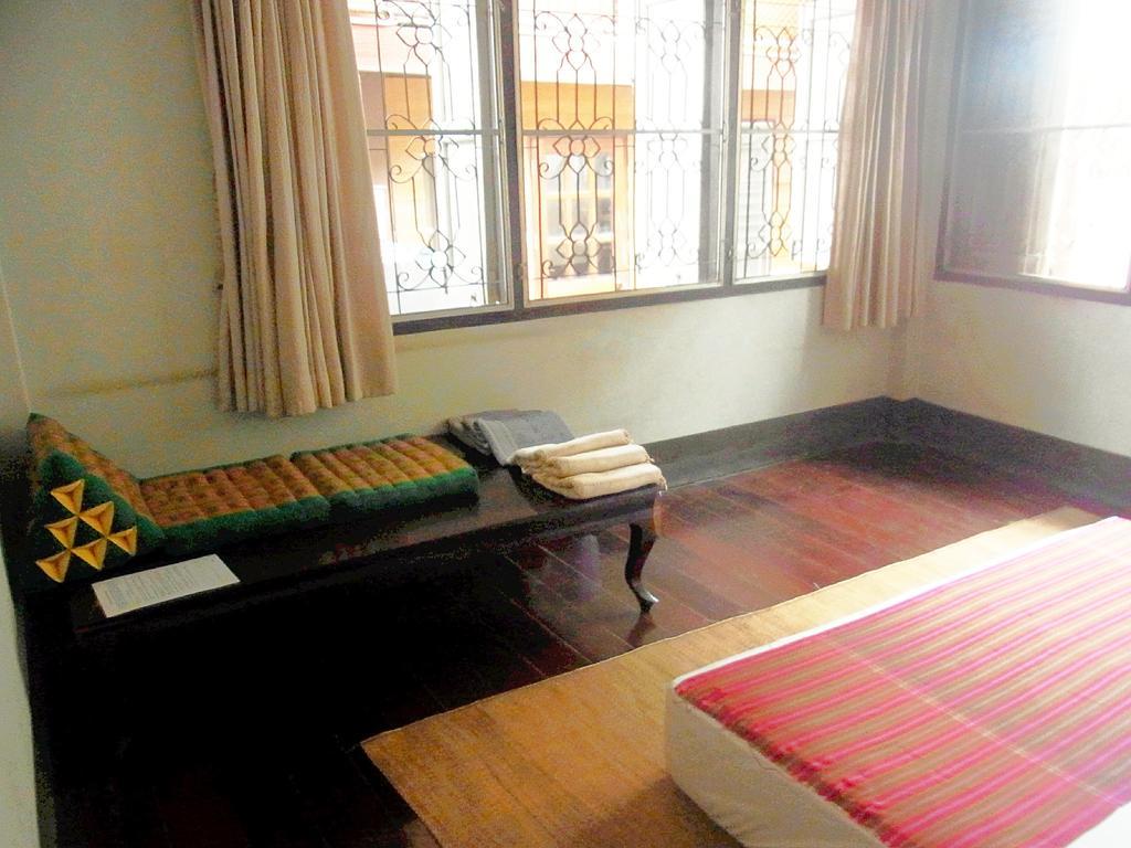 28 Rachabutr Hostel Ubon Ratchathani Esterno foto