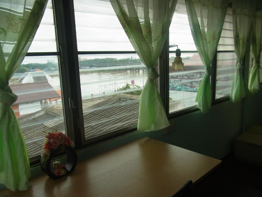 28 Rachabutr Hostel Ubon Ratchathani Camera foto